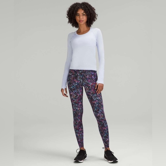 Lululemon Base Pace High-Rise Running Tight 28"
Floral Spray Multi size 6 - Picture 2 of 13